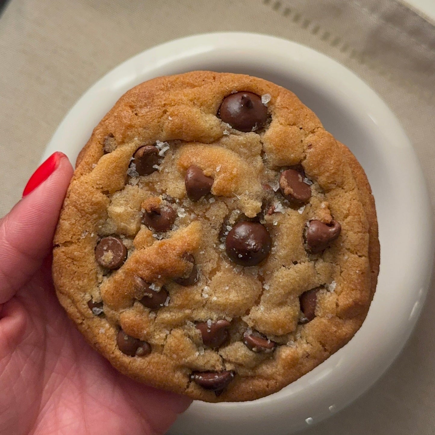 Frozen Cookie Dough: Brown Butta Chocolate Chip | 8 ct.